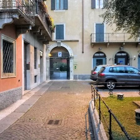 Castle View Lodge Intero Appartamento Verona Centro Storico Eksteriør bilde