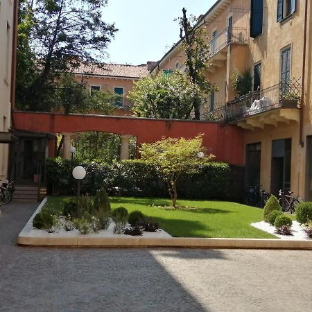Castle View Lodge Intero Appartamento Verona Centro Storico Eksteriør bilde