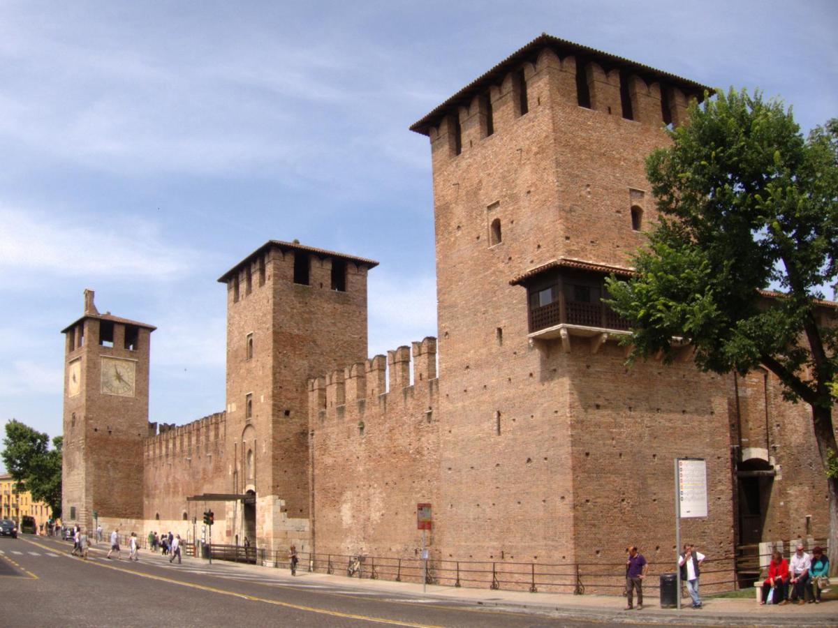 Castle View Lodge Intero Appartamento Verona Centro Storico Eksteriør bilde