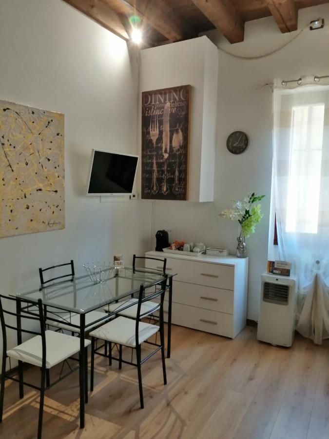 Castle View Lodge Intero Appartamento Verona Centro Storico Eksteriør bilde